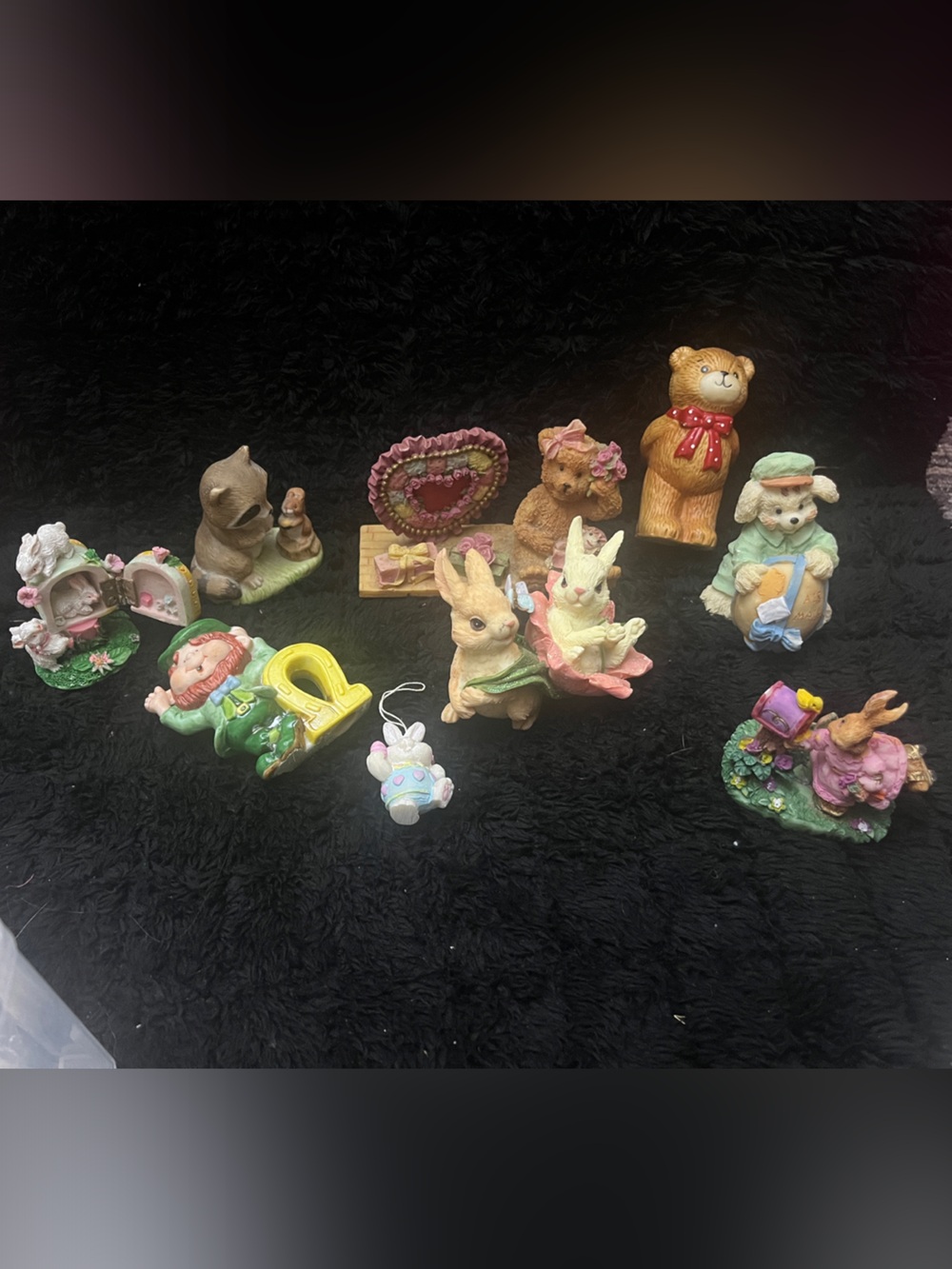 Assorted Animal Figurine pieces lot of 11 fair to good ratings. 498